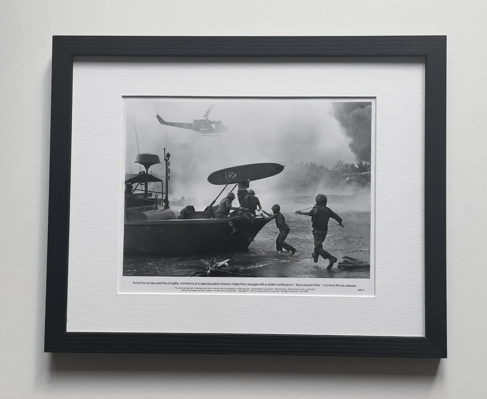 Apocalypse Now Photo Original 8X10 Inch B&W Press Photo Framed, изображение 2