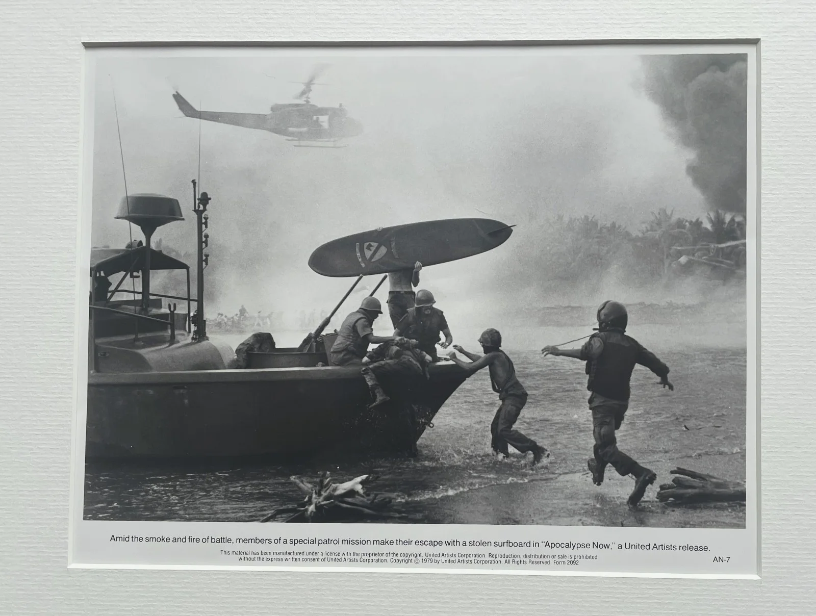 Apocalypse Now Photo Original 8X10 Inch B&W Press Photo Framed, изображение 3