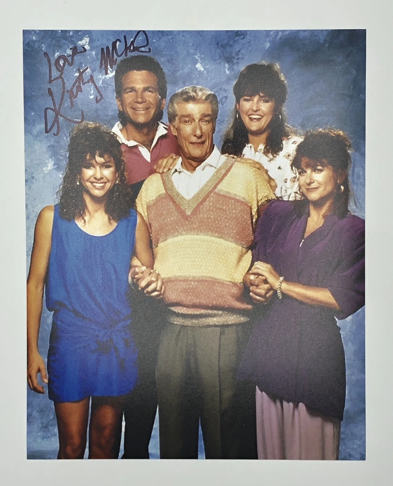 Kristy McNichol — Kristy McNichol Signed Empty Nest 8x10 Cast Photo Autographed COA