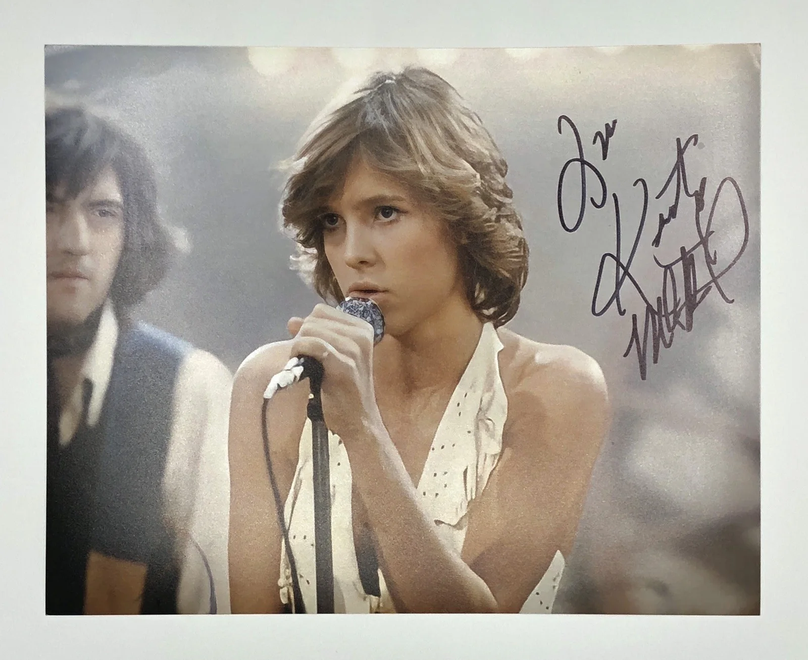 Kristy McNichol — Kristy McNichol Signed 8x10 Photo Autographed + COA - The Pirate Movie/Family