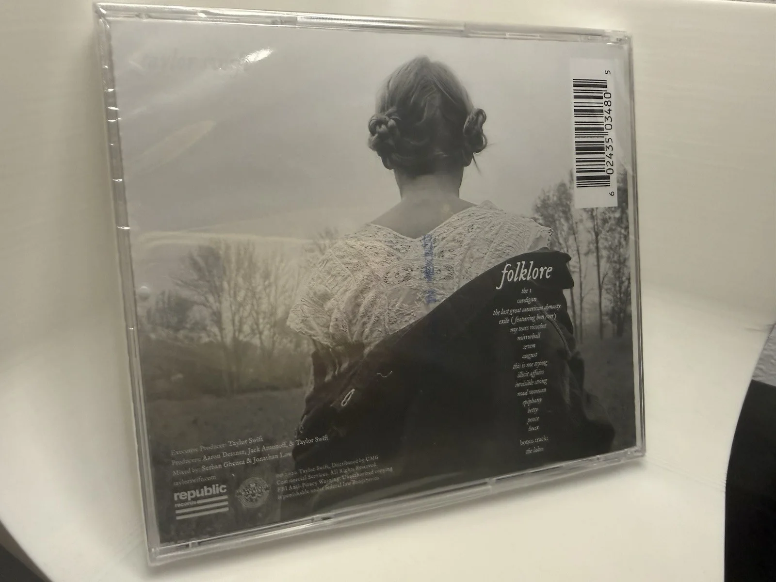 Taylor Swift Signed Evermore & Folklore CD Original Sealed Autographed Set, image 4