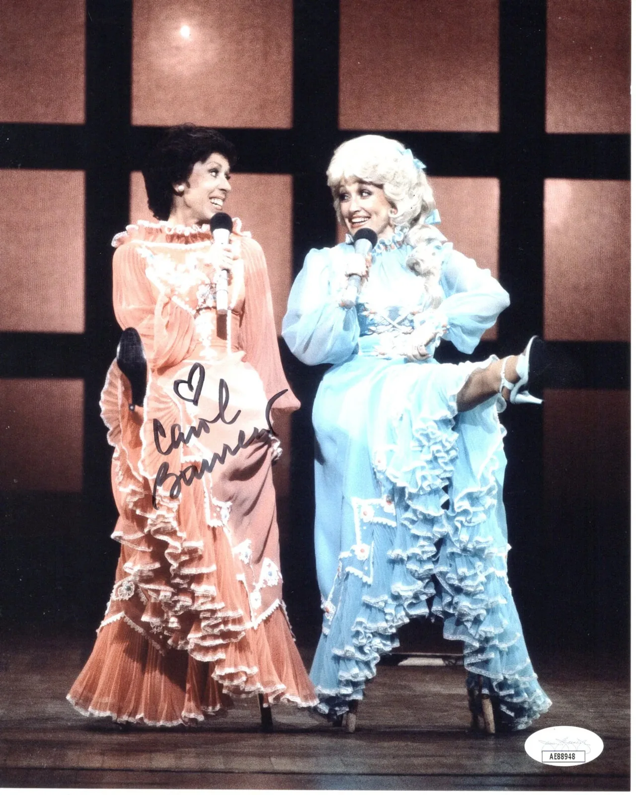 Carol Burnett — Carol Burnett signed 8x10 Photo Dolly and Carol in Nashville JSA Authentication