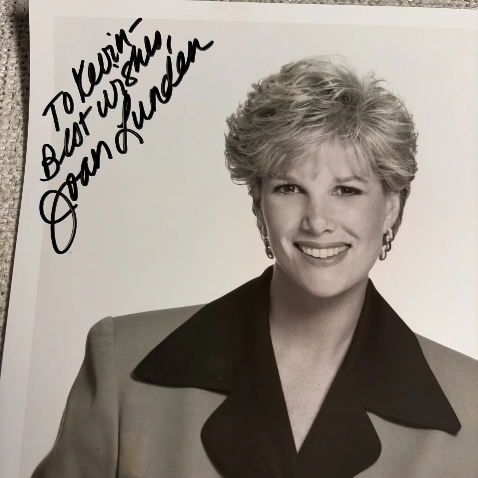 Joan Lunden — Joan Lunden Autograph Picture, image 3