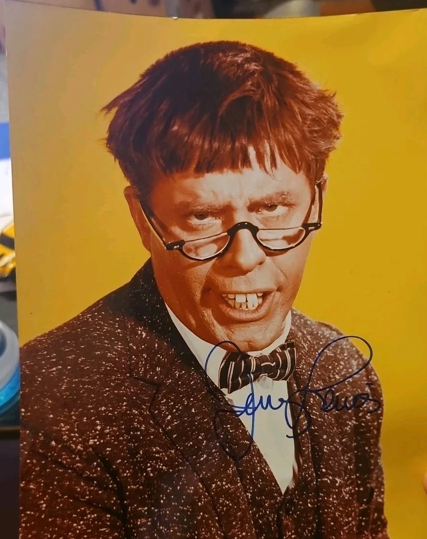 Jerry Lewis — JERRY LEWIS: (THE NUTTY PROFESSOR) HAND SIGNED AUTOGRAPH 8x10 PHOTO NO COA.