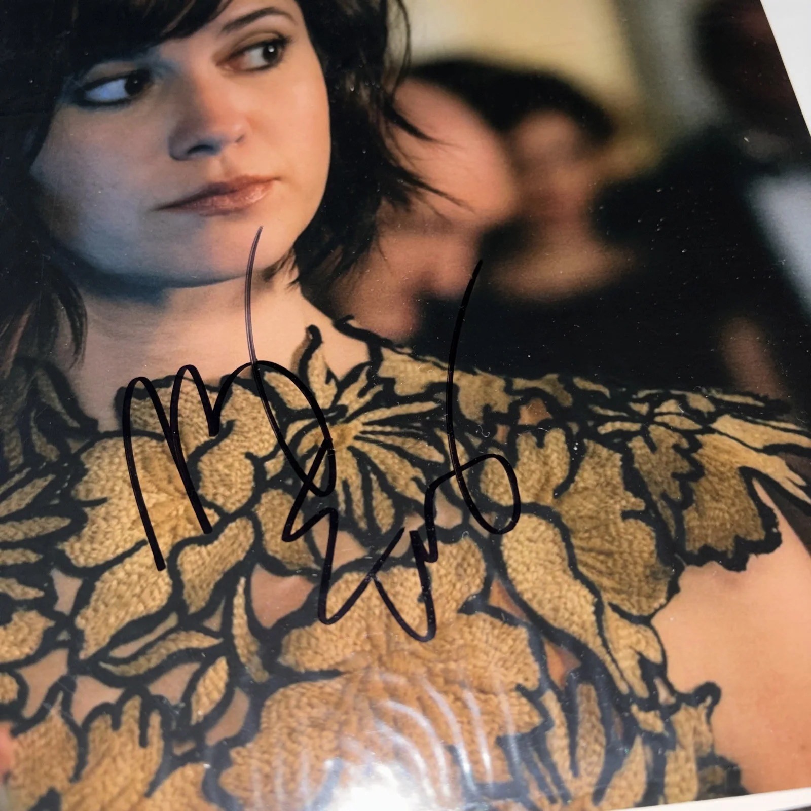 MARY ELIZABETH WINSTEAD — Mary Elizabeth Winstead autographed photo signed 8x10 Plus Poster, изображение 3