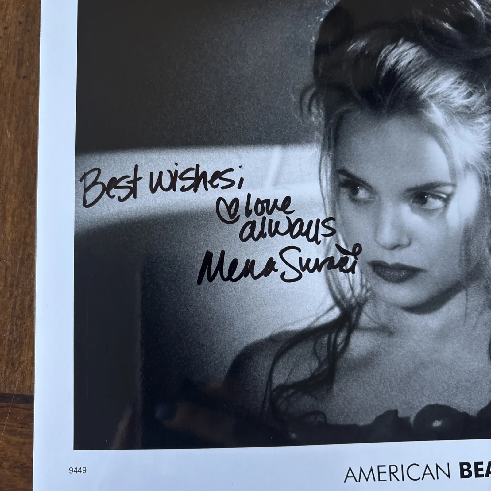Mena Suvari — MENA SUVARI SIGNED Autograph 8x10 PHOTO AMERICAN BEAUTY BECKETT AUTHENTICATED, image 2
