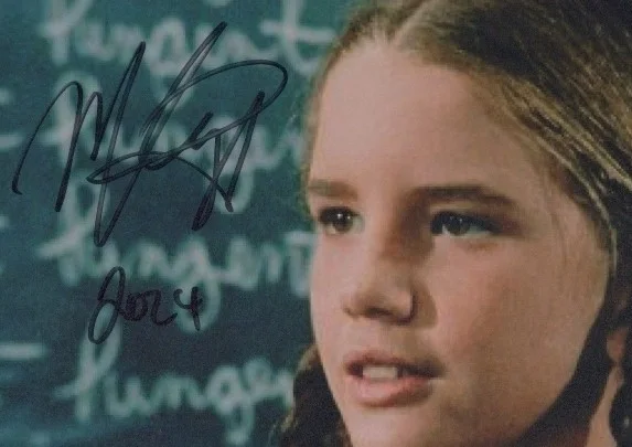 Melissa Gilbert — 'MELISSA GILBERT' - 'Laura' on "Little House On The Prairie" - Signed 8x10 W/COA, image 2