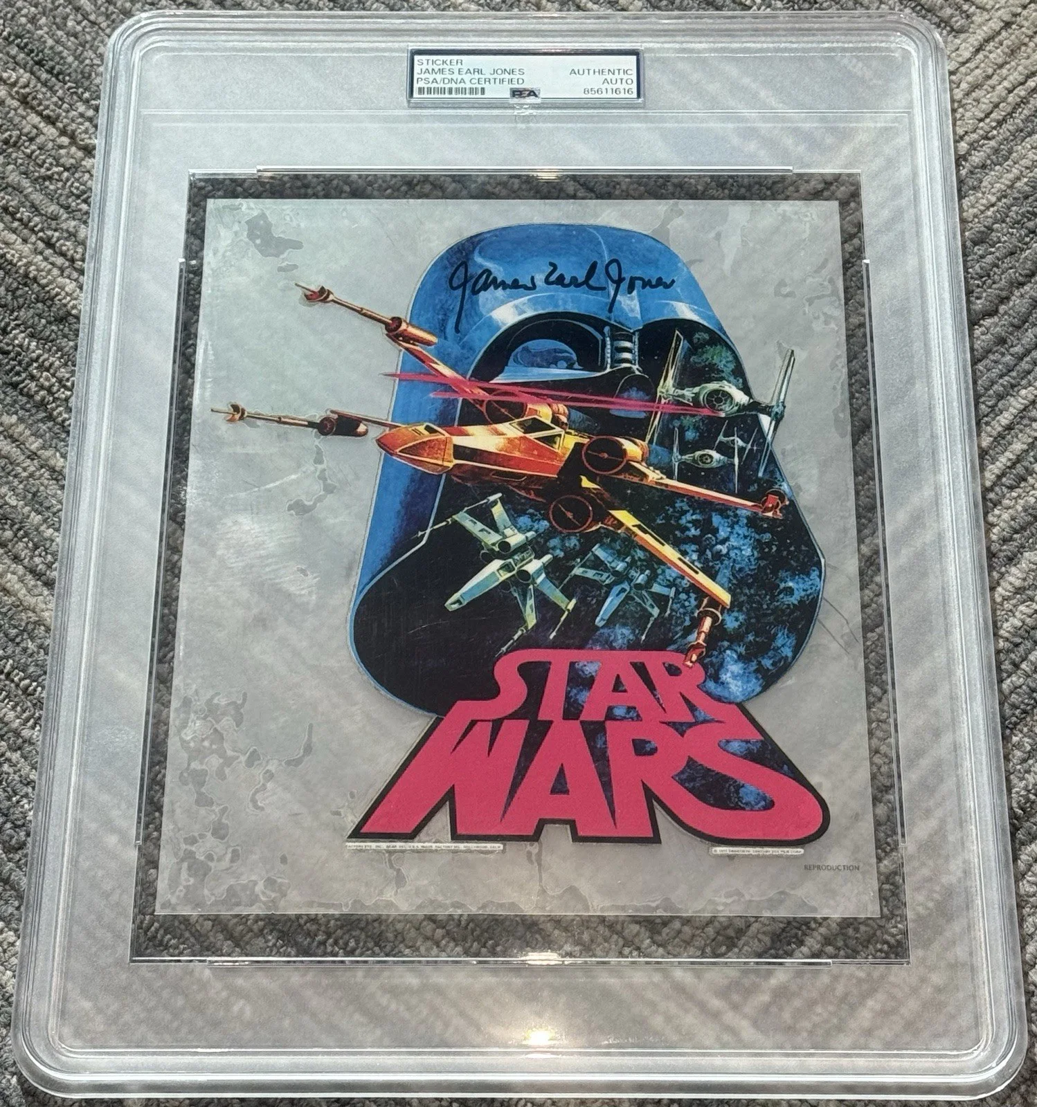 James Earl Jones — James Earl Jones Signed Autograph Star Wars Darth Vader Sticker PSA/DNA Encased
