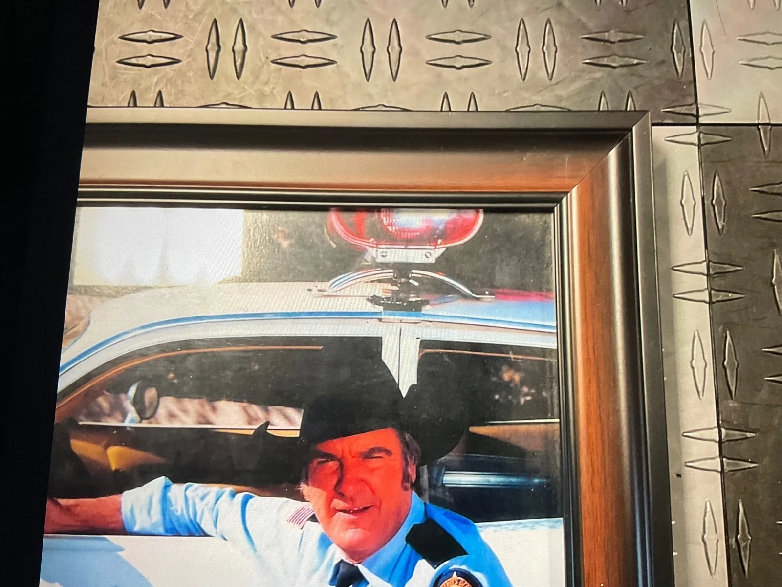 Na — DUKES OF HAZZARD FRAMED JAMES BEST ROSCO PICTURE, изображение 3