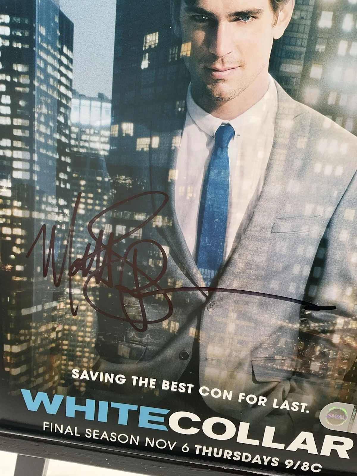 Matt Bomer — Matt Bomer signed 8x10 White Collar signed photo SWAU Matt Bomer signed photo, изображение 2
