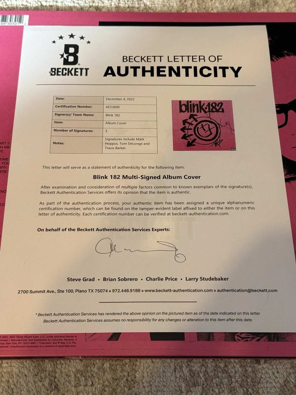 BLINK 182 SIGNED ONE MORE TIME COKE BOTTLE CLEAR VINYL LP - BECKETT LOA, изображение 4