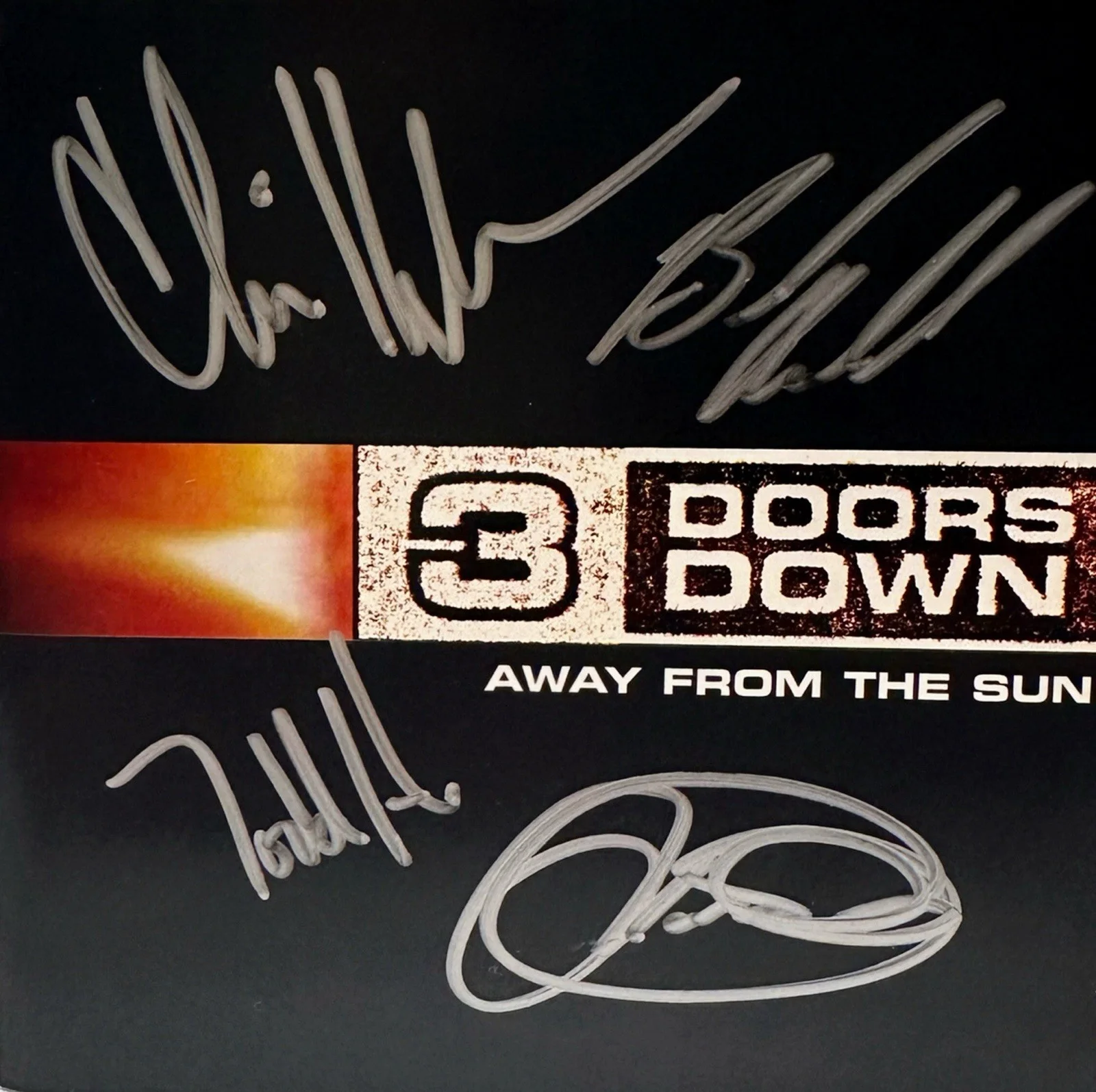 3 Doors Down . CD Away From the Sun Authentic Signatures From The Whole Band ., image 2