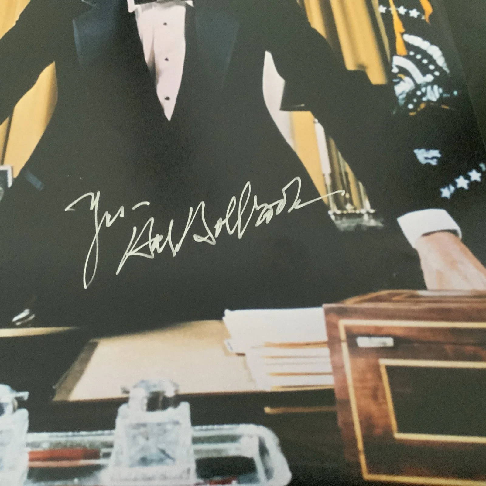Hal Holbrook — Hal Holbrook, Albie Duncan-The West Wing GONE QUIET Signed 8x10 Color Photo, изображение 2