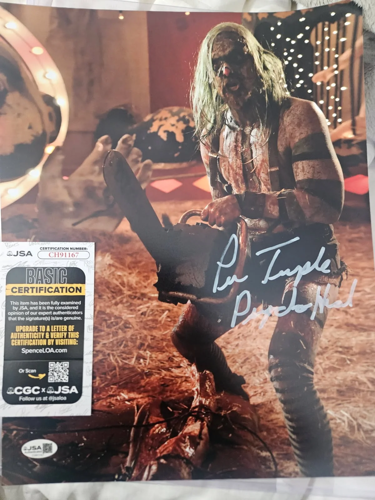 Lew temple — 31 A Rob Zombie Flim Lew Temple autographed 11x14 chain saw photo JSA Cert