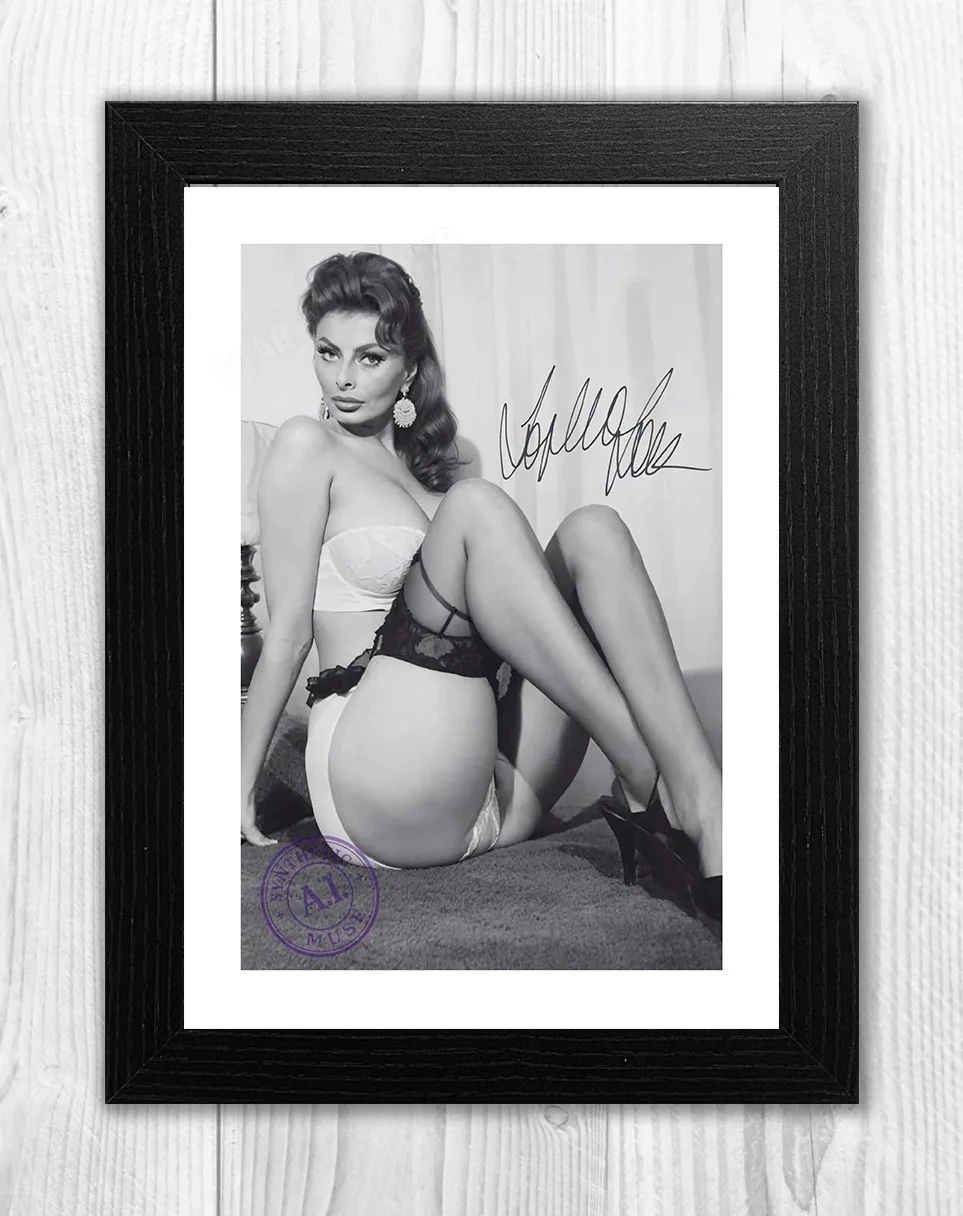 Sophia Loren in stockings Official Press photo A4 signed mounted Choice of frame, изображение 2