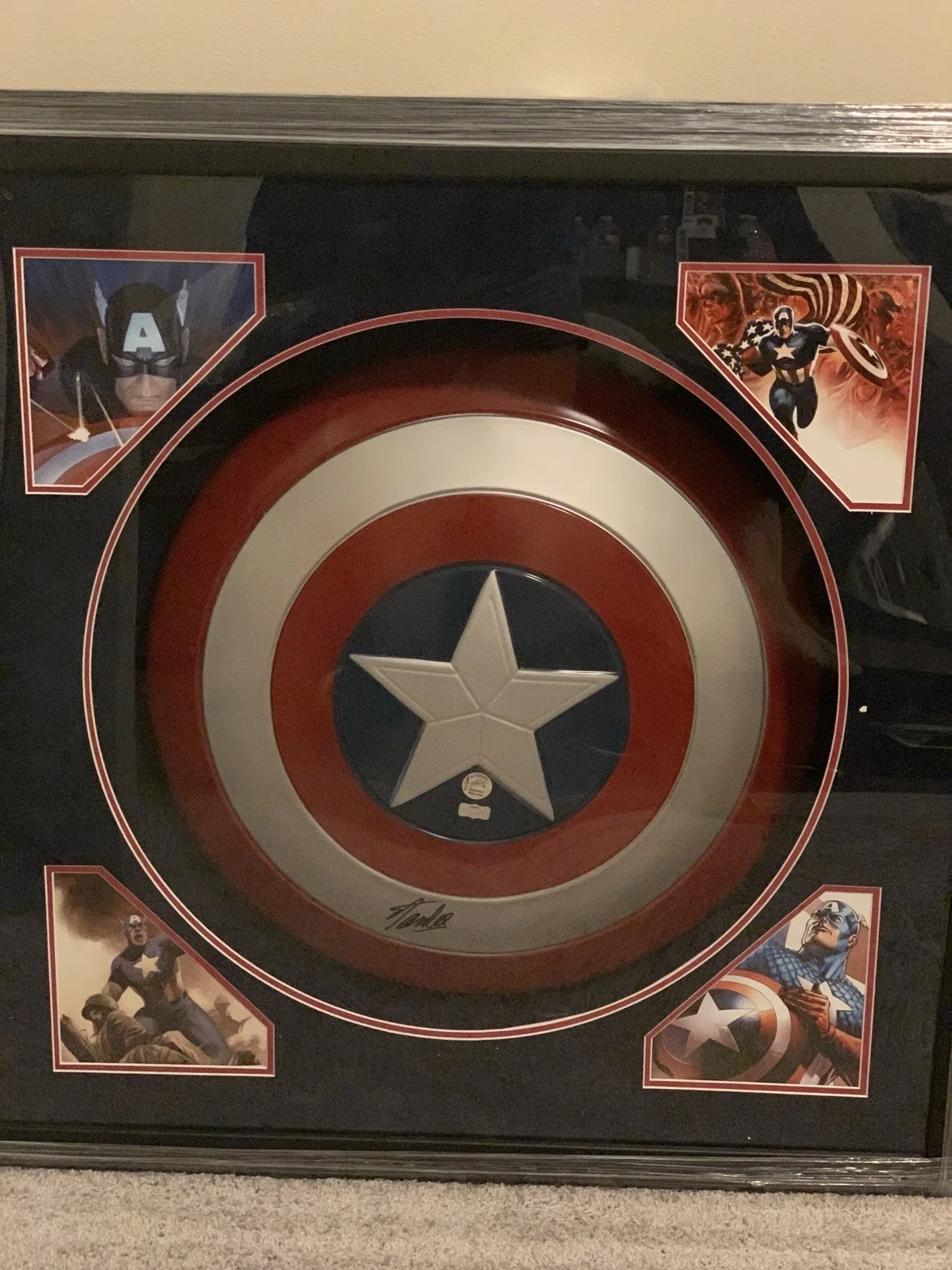 stan lee — Captain America Shield Stan Lee Auto. Excelsior & Radkte COA. Shadow box Framed., image 2