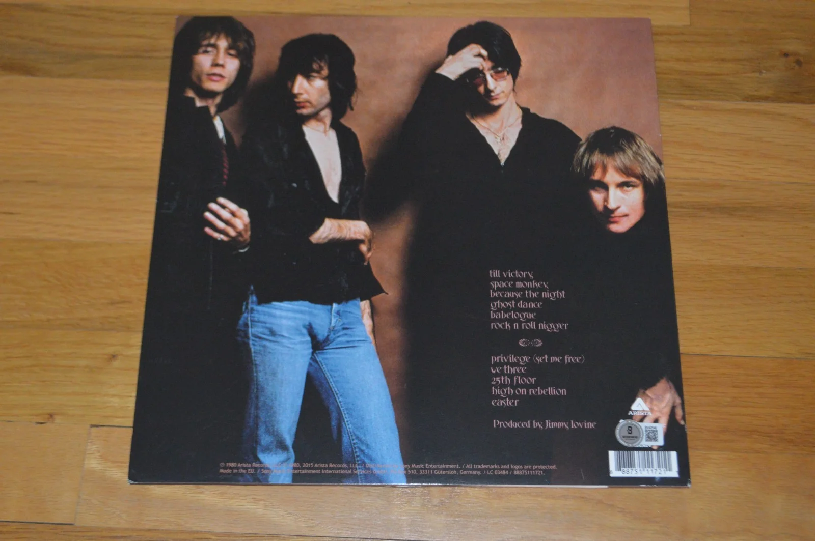 Patti Smith Autographed "Easter" Vinyl LP Cover with Beckett Hologram, изображение 4