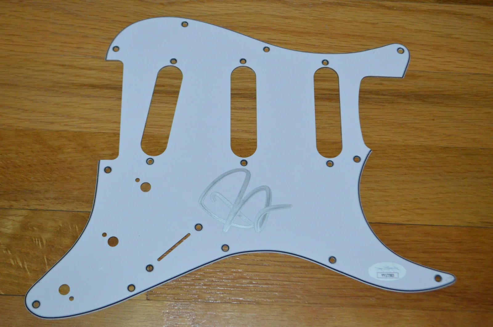 GREEN DAY ~ Billie Joe Armstrong Autographed Pickguard with JSA Hologram, изображение 5