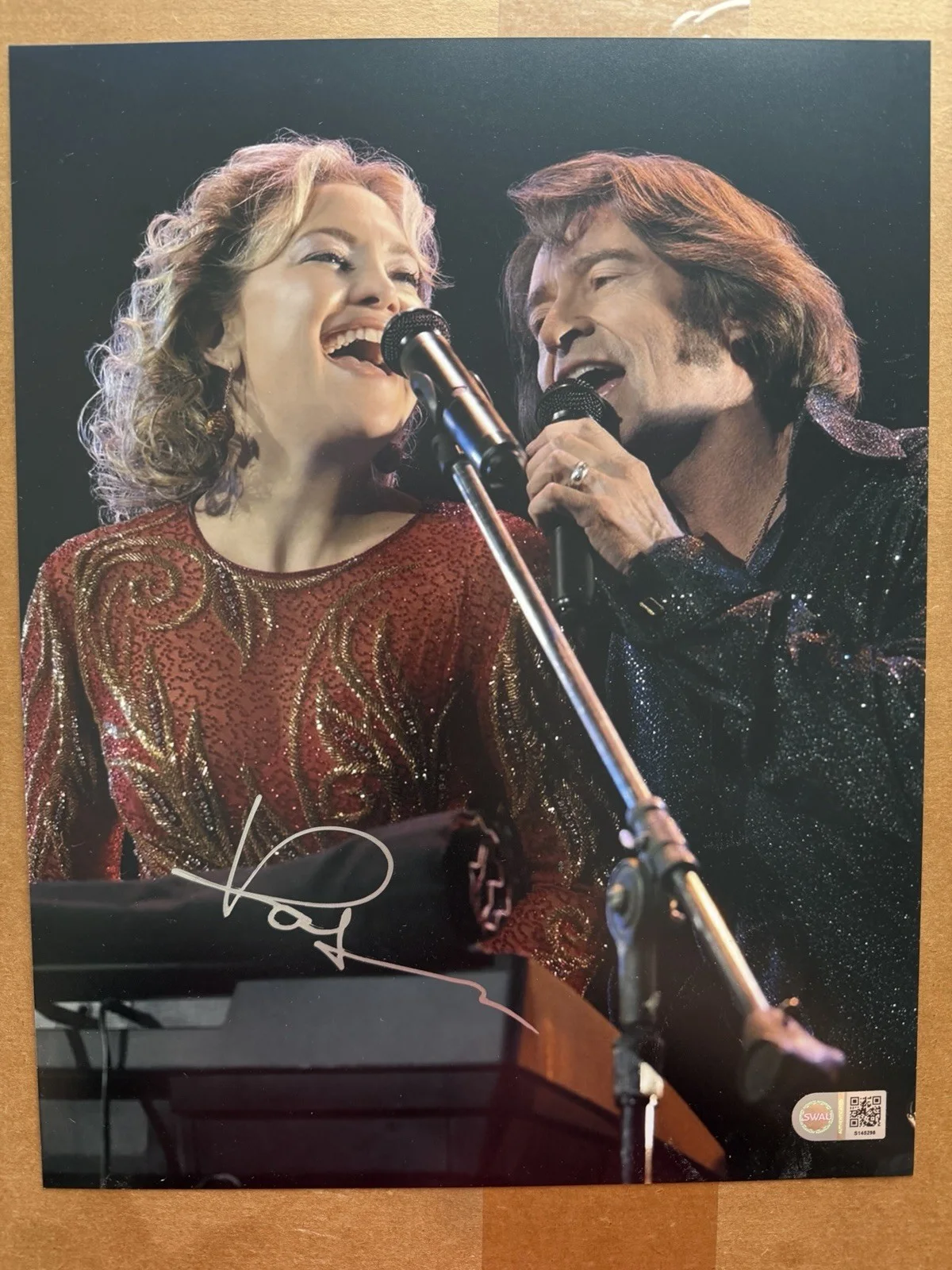 Kate Hudson Signed Song Sung Blue 11x14 Almost Famous Autograph PROOF SWAU COA, изображение 2