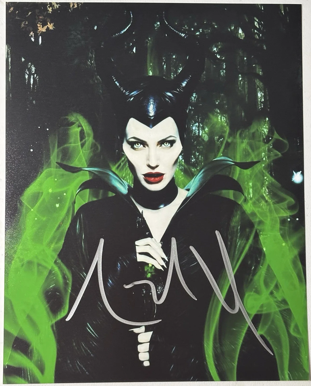 Angelina Jolie — Angelina Jolie Signed Photo, 8x10 With COA, Maleficent