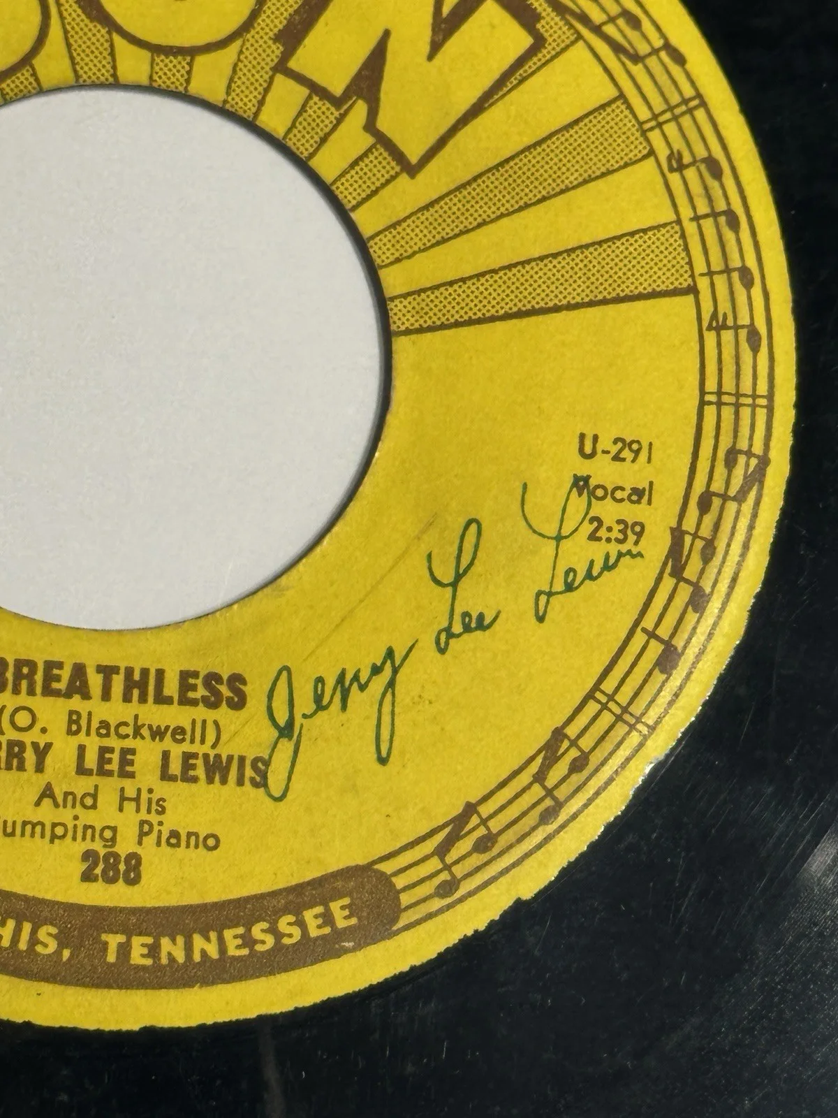 Jerry Lee Lewis Signed Sun Records 45 “Breathless” / “Down the Line” Autograph, изображение 2