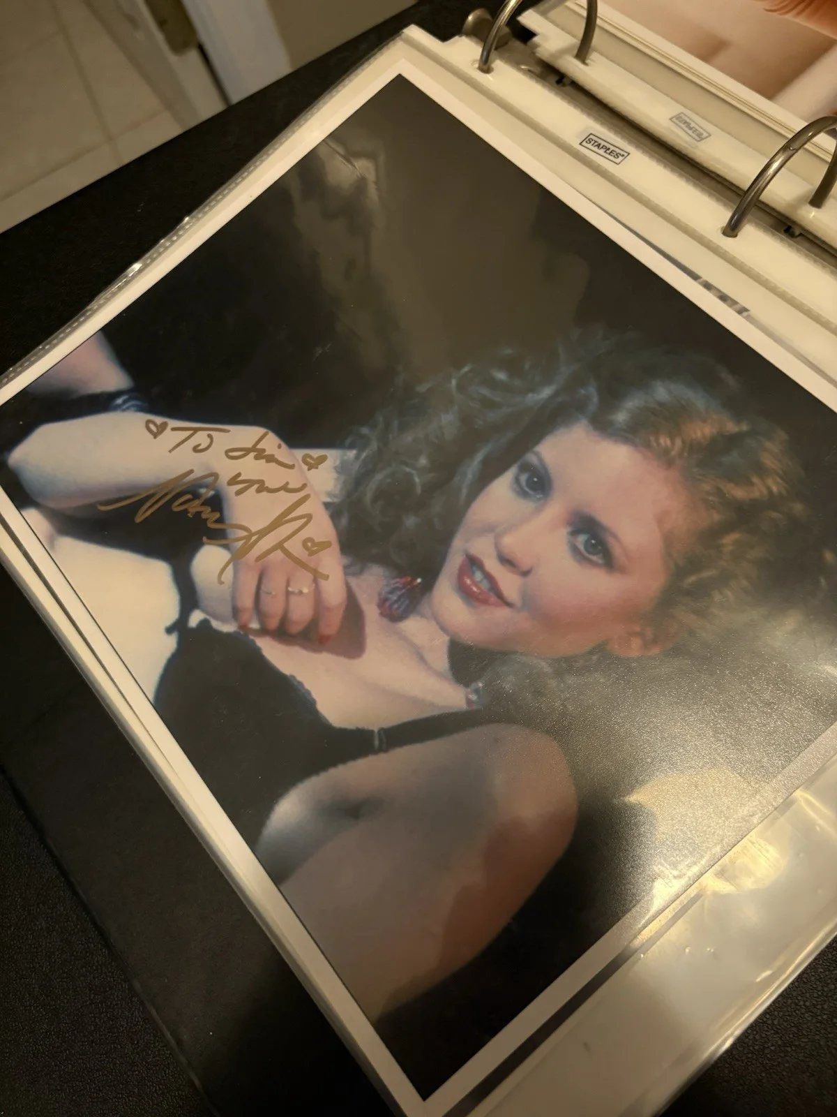 Nancy Allen Signed 8x10 Color Photo - Gold Ink Still, image 2
