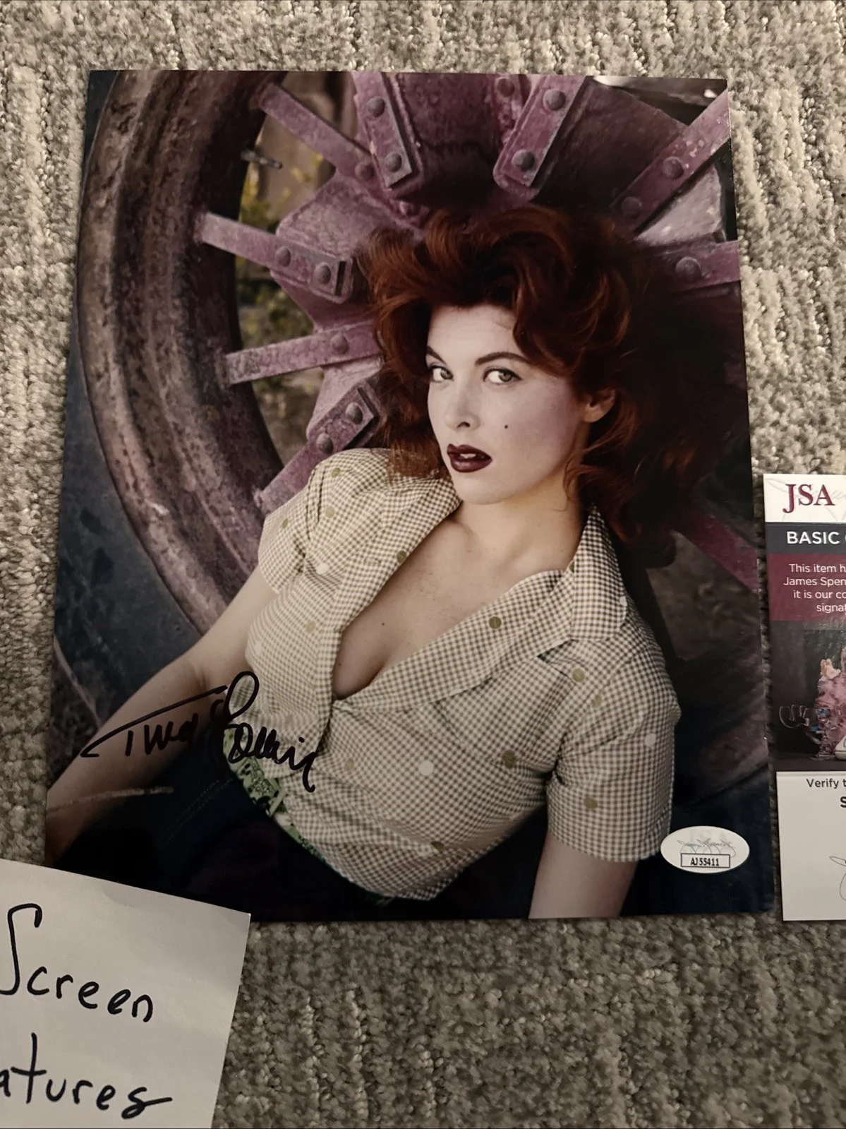 Tina Louise Stunning 8x10 Hand Signed Autograph JSA COA, изображение 5