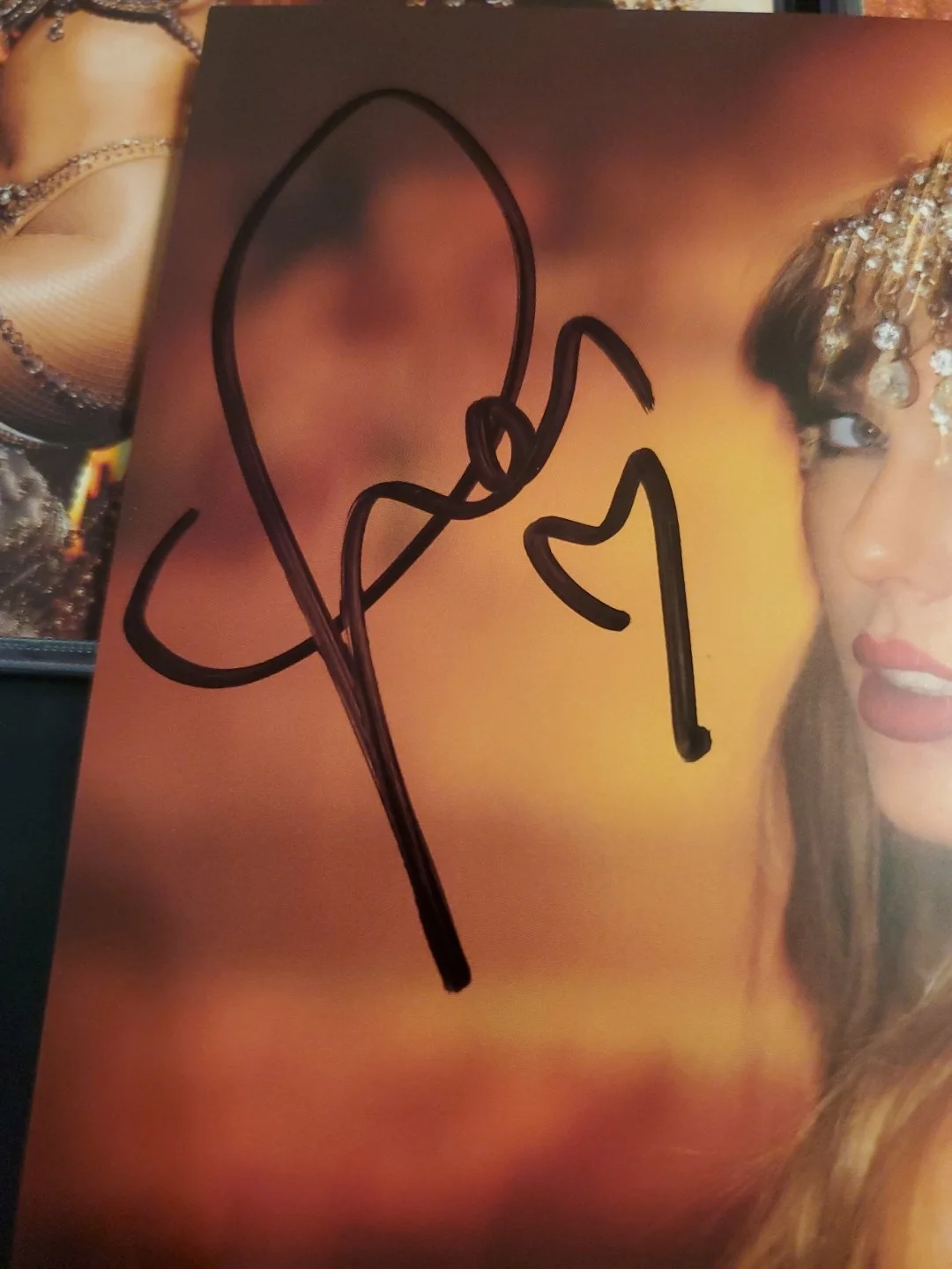 Taylor Swift Signed TLOAS #1, image 2
