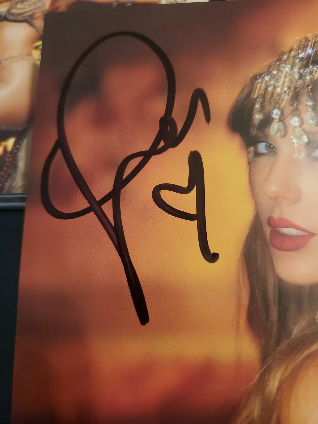 Taylor Swift Signed TLOAS #1 With Tail, image 2