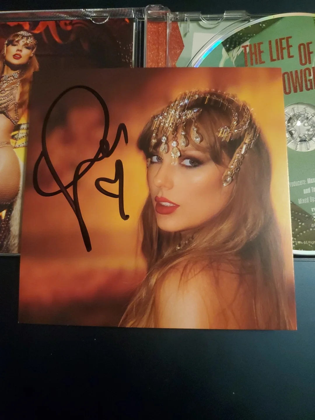 Taylor Swift Signed TLOAS #1 With Tail, image 4
