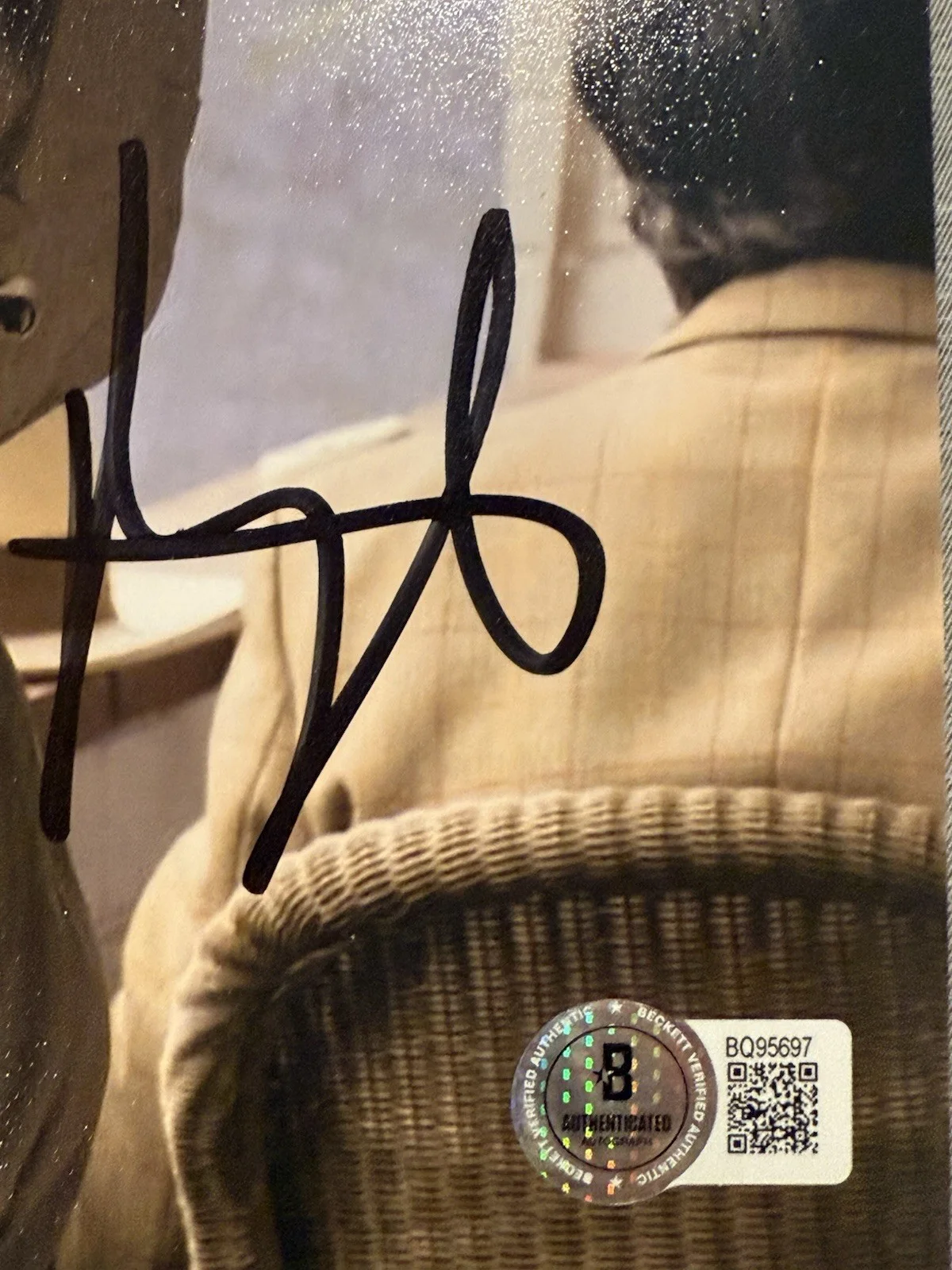 Brandon Sklenar — BRANDON SKLENAR SIGNED AUTOGRAPH 8X10 PHOTO 1923 SPENCER DUTTON BECKETT BQ95697, image 3