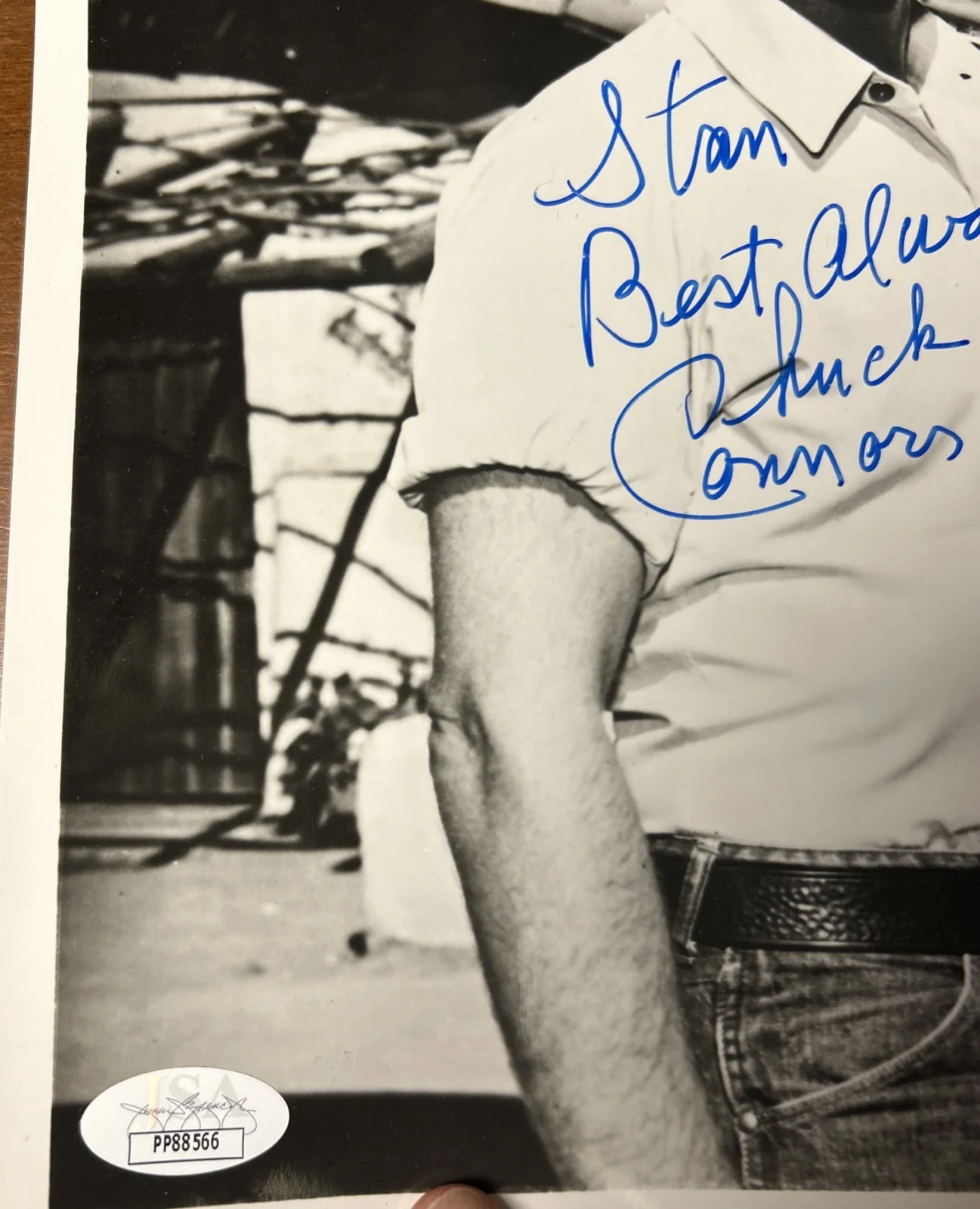 CHUCK CONNORS — CHUCK CONNORS Autograph SIGNED 8X10 PHOTO "THE RIFLEMAN" JSA COA Beauty!!, изображение 3