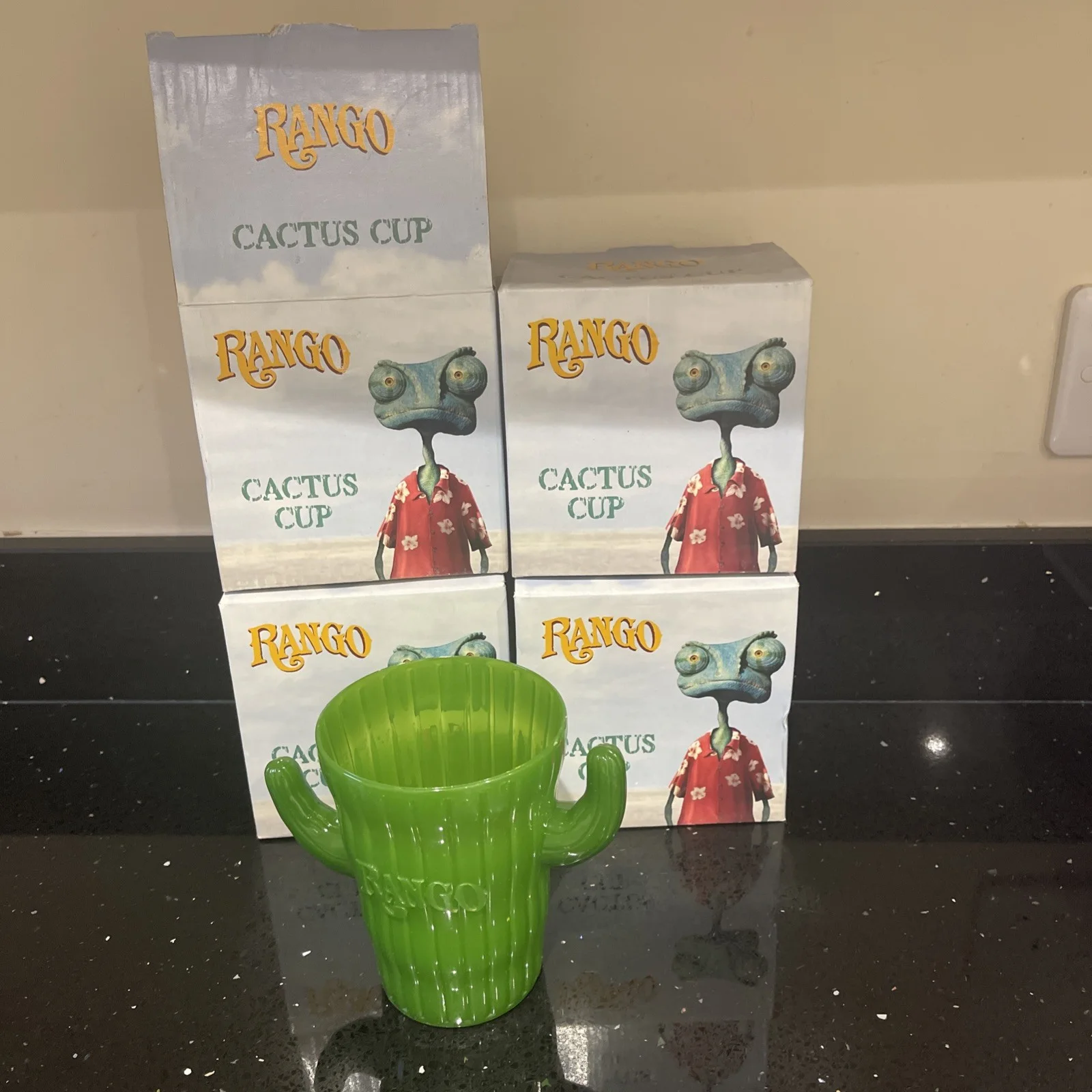 4 x Rango Movie Merchandise Cactus Cup beaker Tiki bar New Old Stock 2011 BNIB, изображение 2