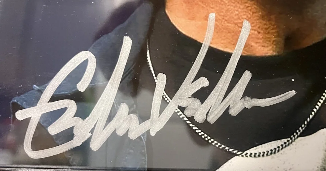 Eddie Vedder signed autographed photo 7x9 framed Peral Jam, image 2