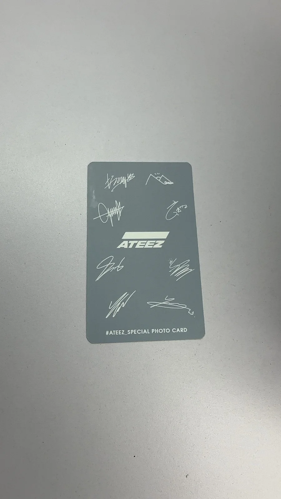 ATEEZ Special Photo Card Group w/ Autographs Rare K-Pop Good Condition, image 2