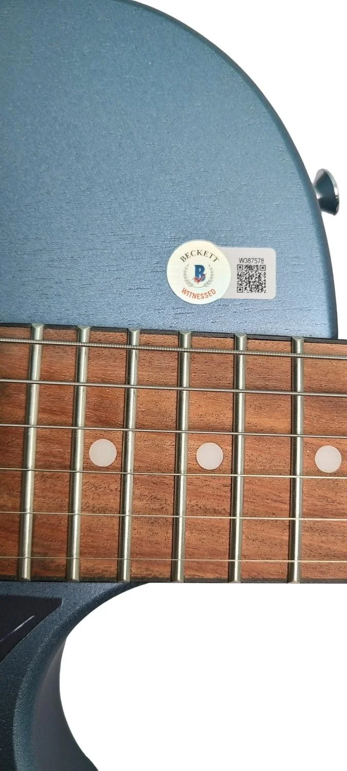 The Beach Boys Signed Guitar w Surfin USA Lyrics Exact Proof ACOA BAS, изображение 3