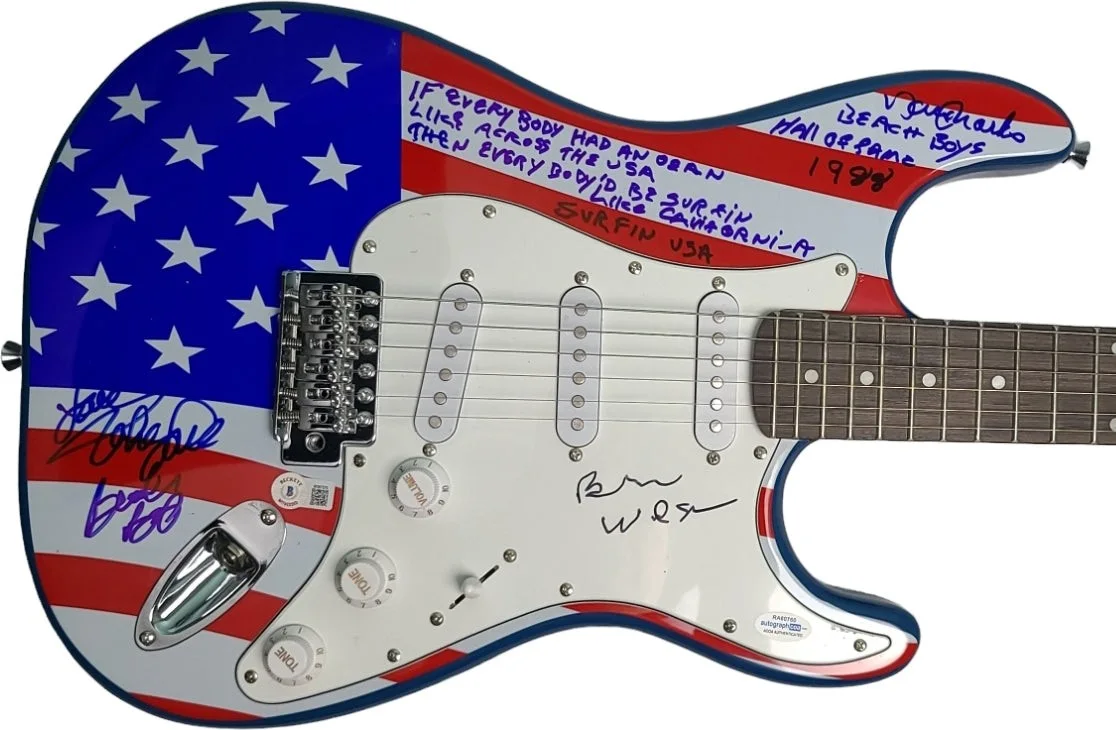 The Beach Boys Brian Wilson + Autographed Surfin USA Flag Guitar w Lyrics ACOA B, изображение 2