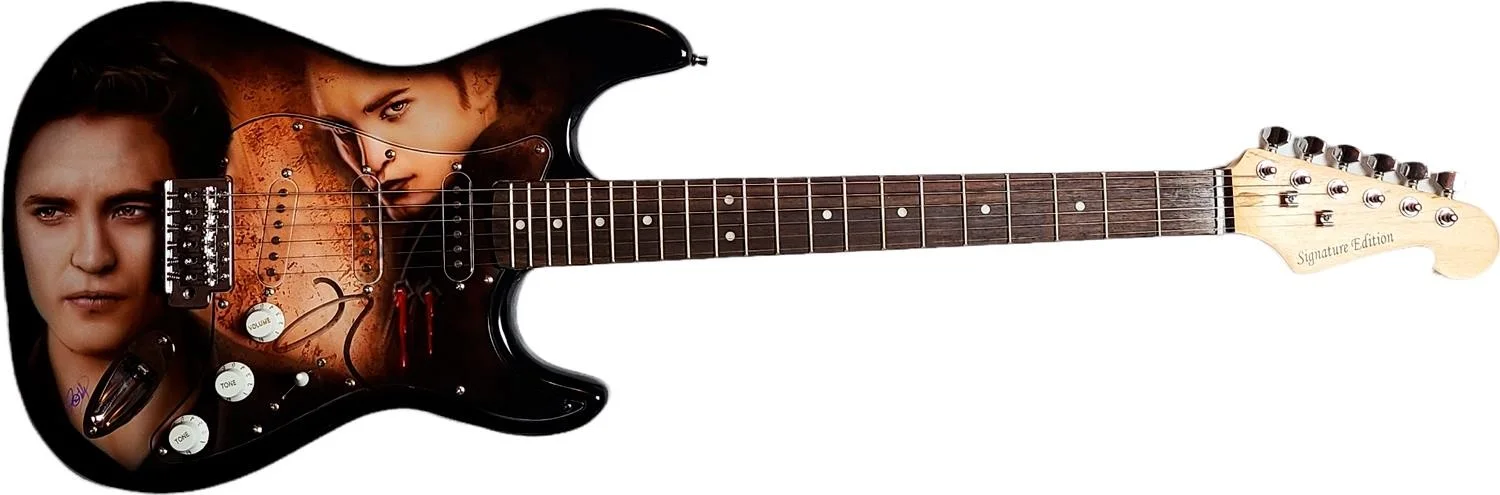Robert Pattinson Signed Autographed Twilight Vampire Airbrushed Painting Guitar, image 2