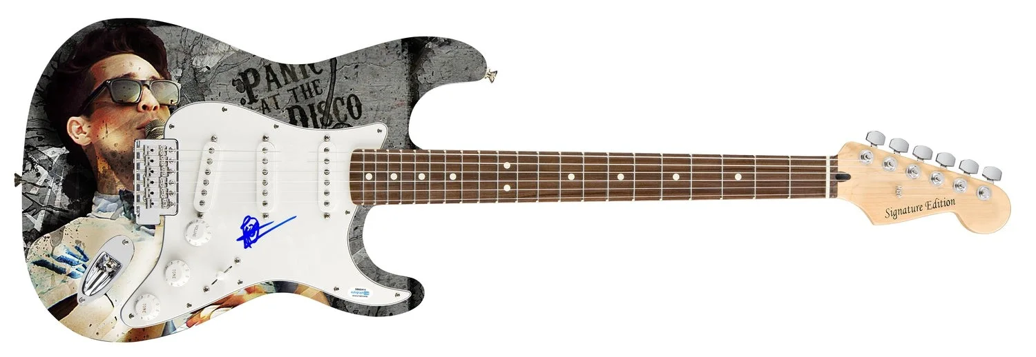 Panic! At The Disco Brendon Urie Autographed 1/1 Custom Graphics Photo Guitar AC, image 2