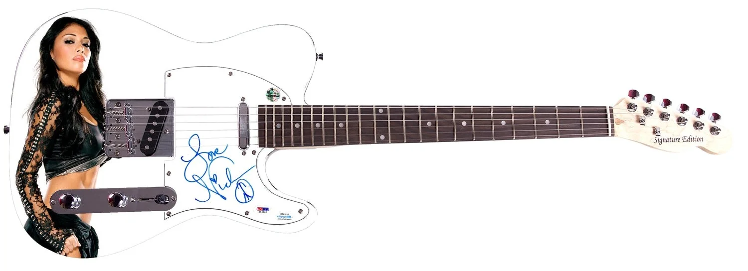 Nicole Scherzinger Signed Custom 1/1 Graphics Photo Guitar ACOA, image 2
