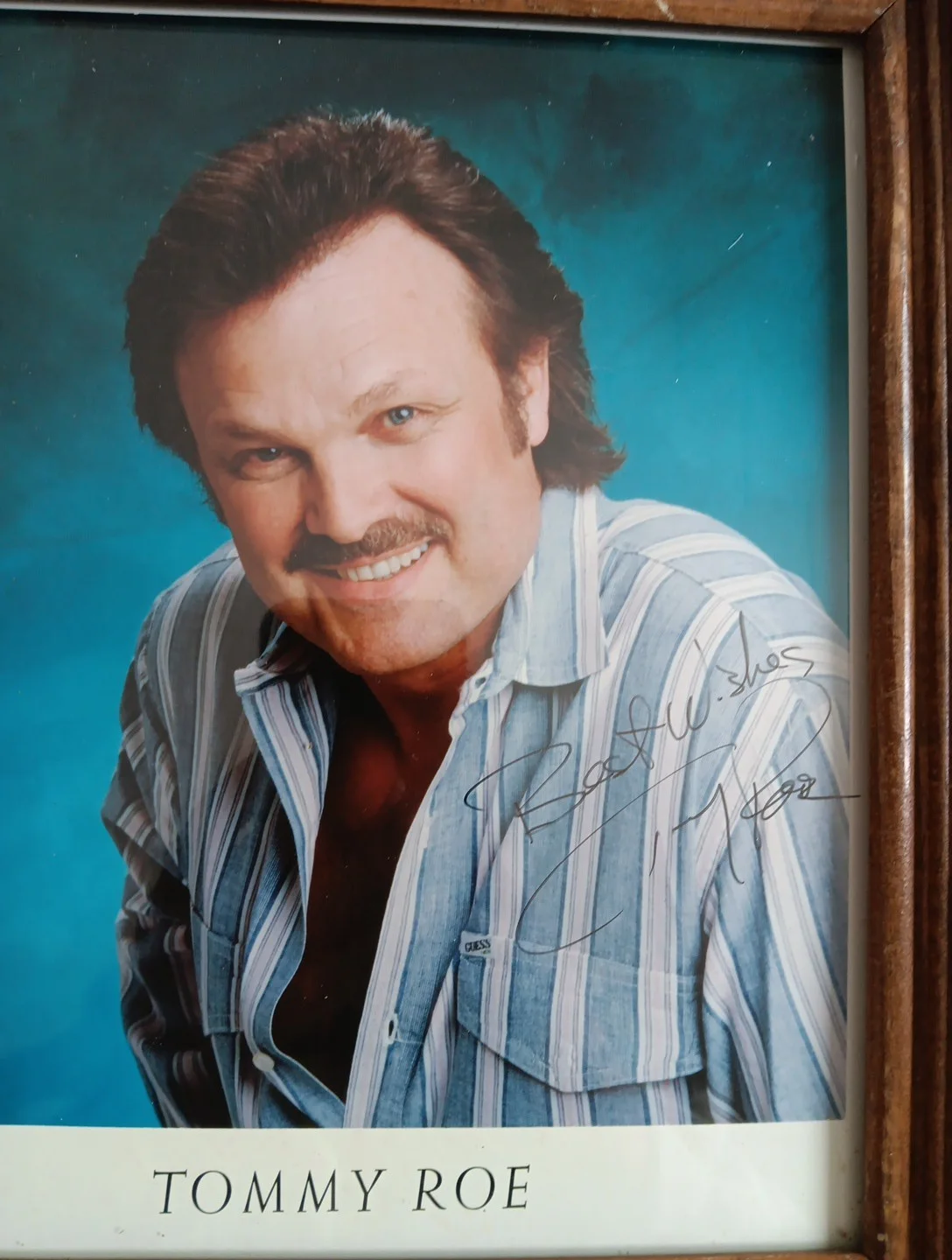 Tommy Roe 8 X 10 Signed Photograph Autograph Framed, image 2