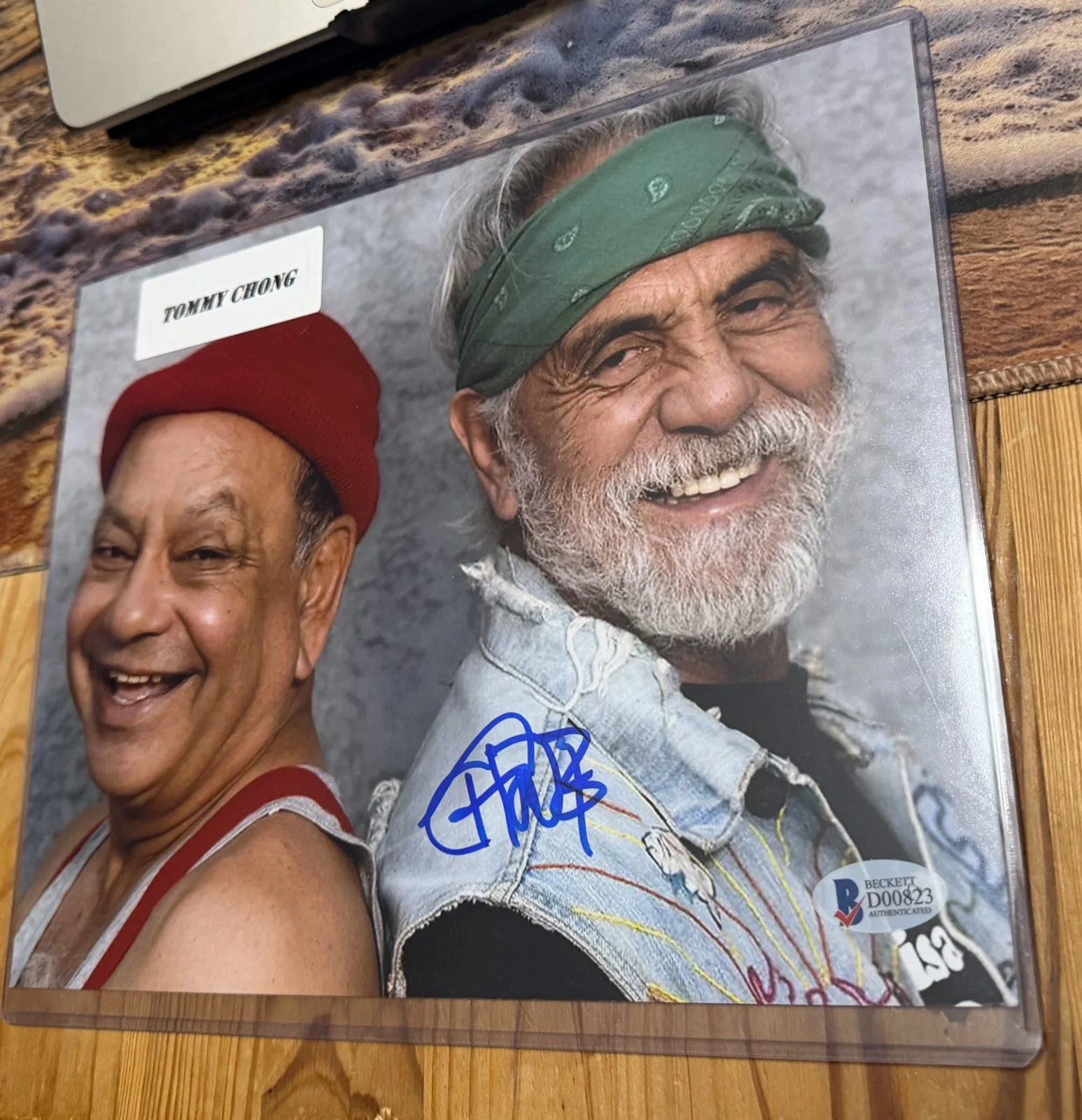 varies — TOMMY CHONG of Cheech & Chong Signed 8X10 Color Photo Beckett BAS Certified NICE, изображение 3