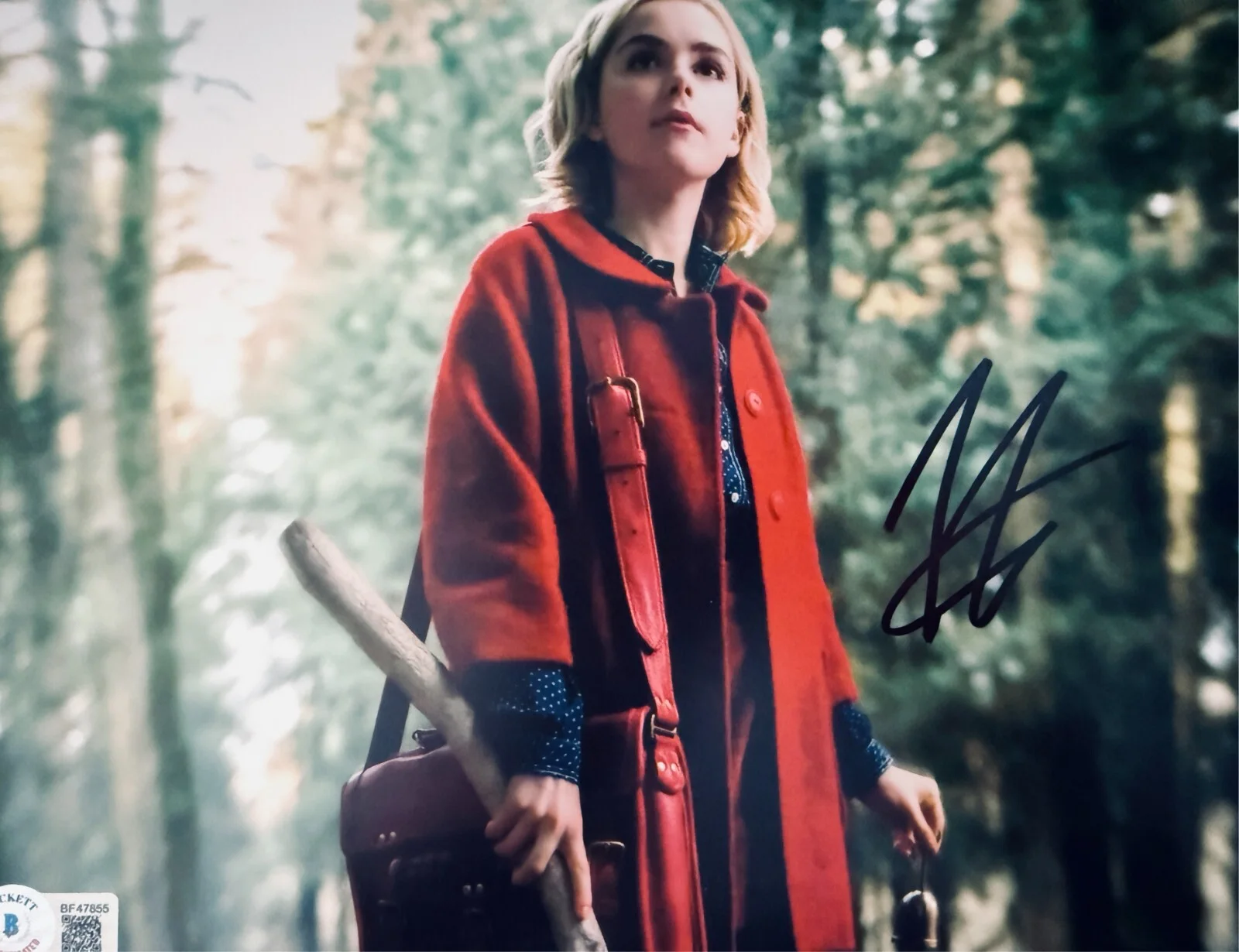 Kiernan Shipka — Kiernan Shipka Signed (BAS)•*Chilling Adventures Of Sabrina*•Beckett CertBL47855