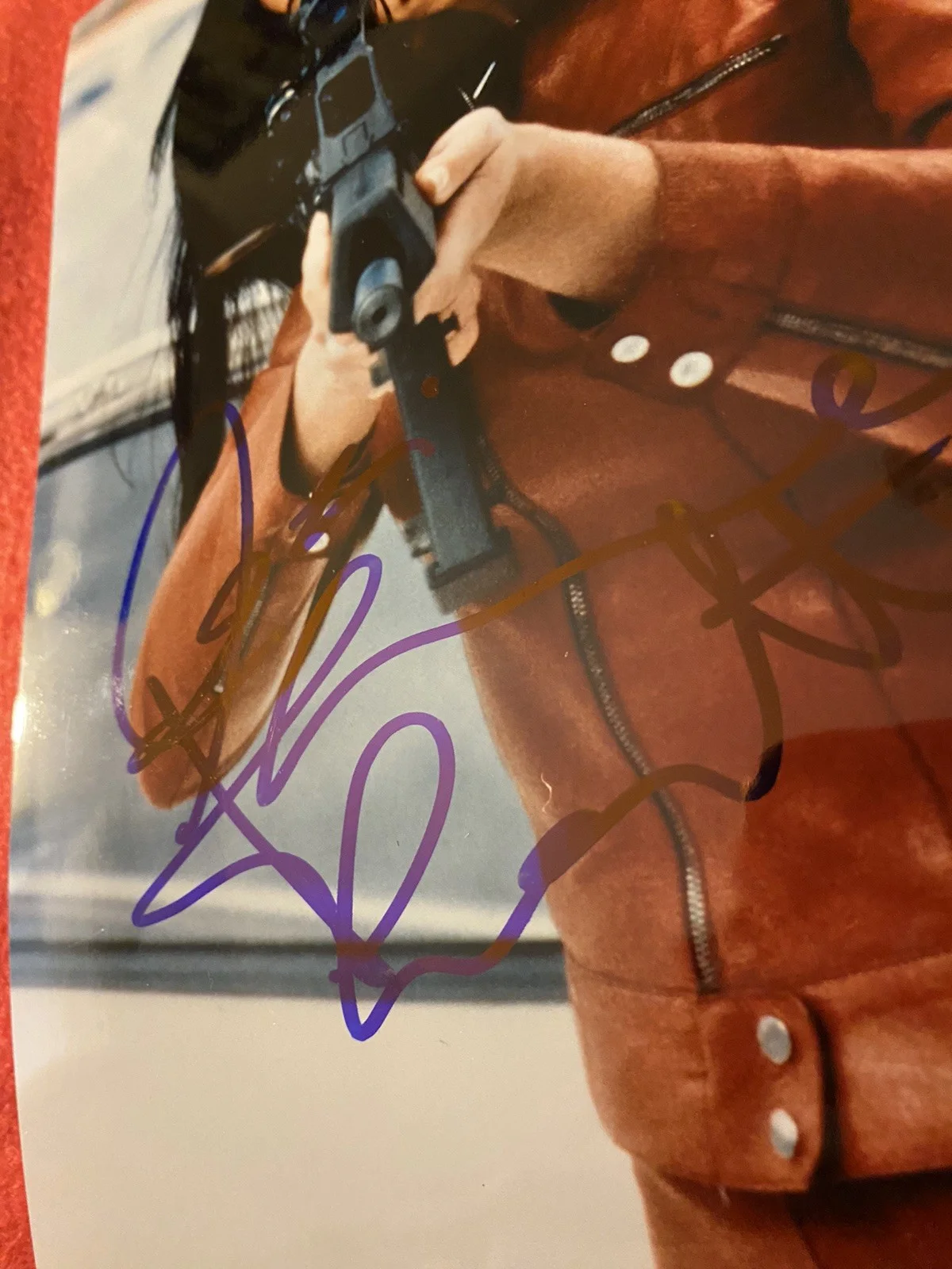 James Bond Autograph 8x10-Maria Grazia Cucinotta-“The World Is Not Enough” W/COA, изображение 2