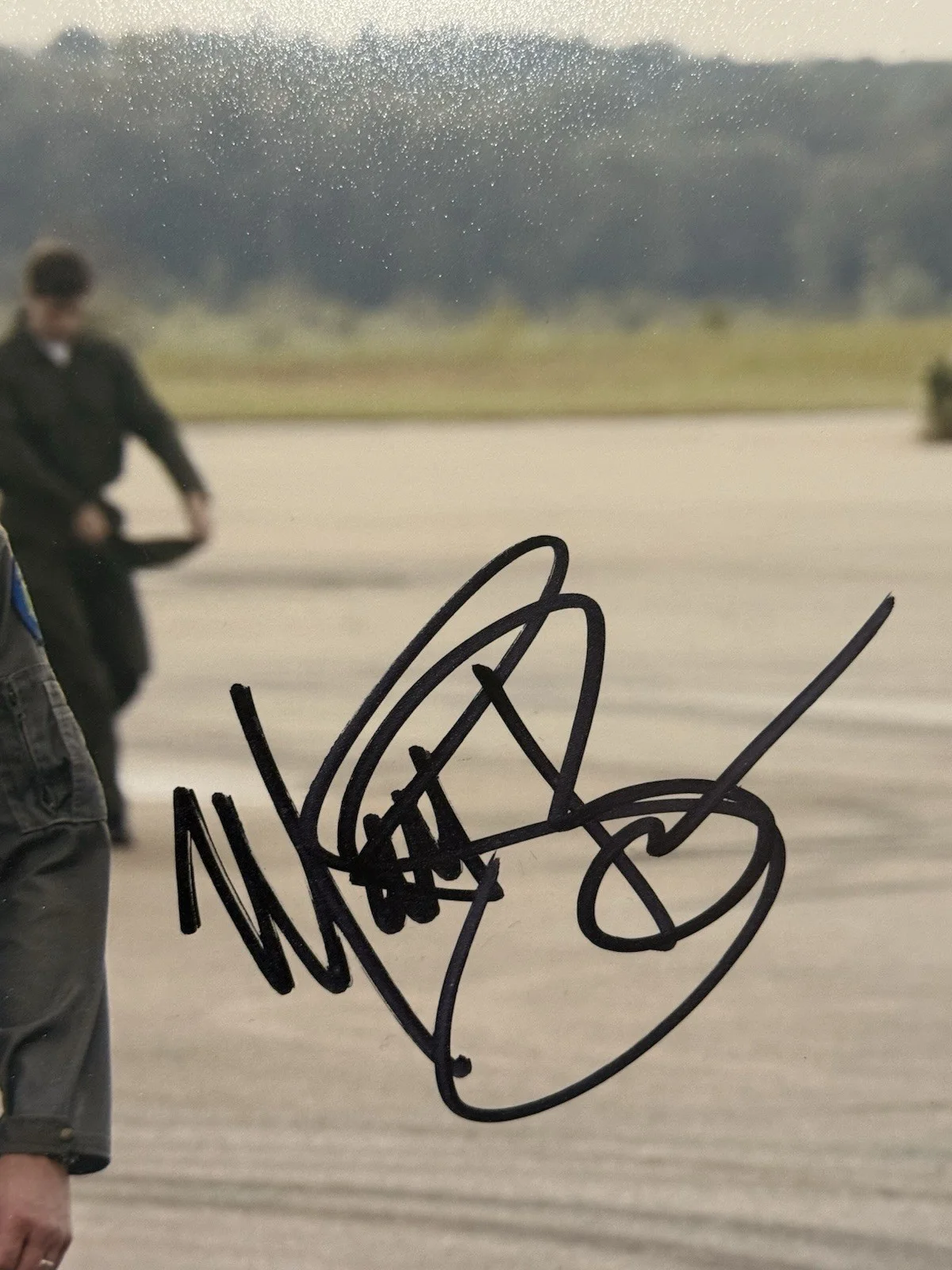 MATT BOMER — MATT BOMER SIGNED 8x10 AUTOGRAPH PHOTO DOOM PATROL LARRY TRAINOR BECKETT BQ95767, изображение 2