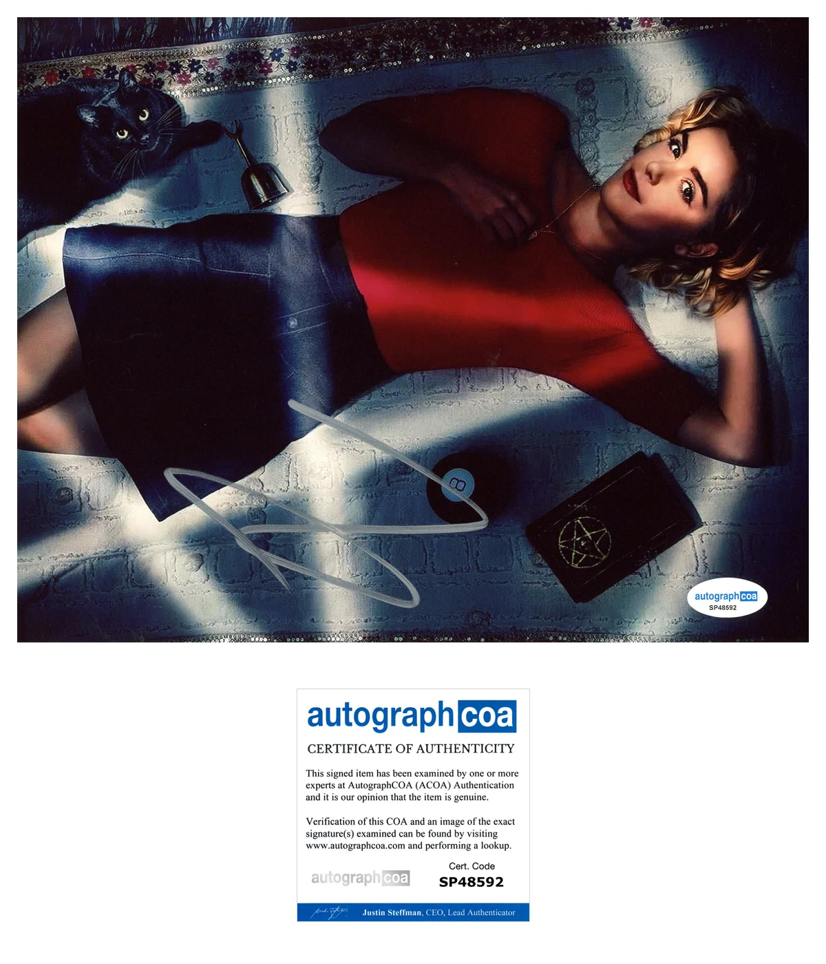 Kiernan Shipka — Kiernan Shipka Signed Autographed 8x10 Chilling Adventures Of Sabrina Photo ACOA