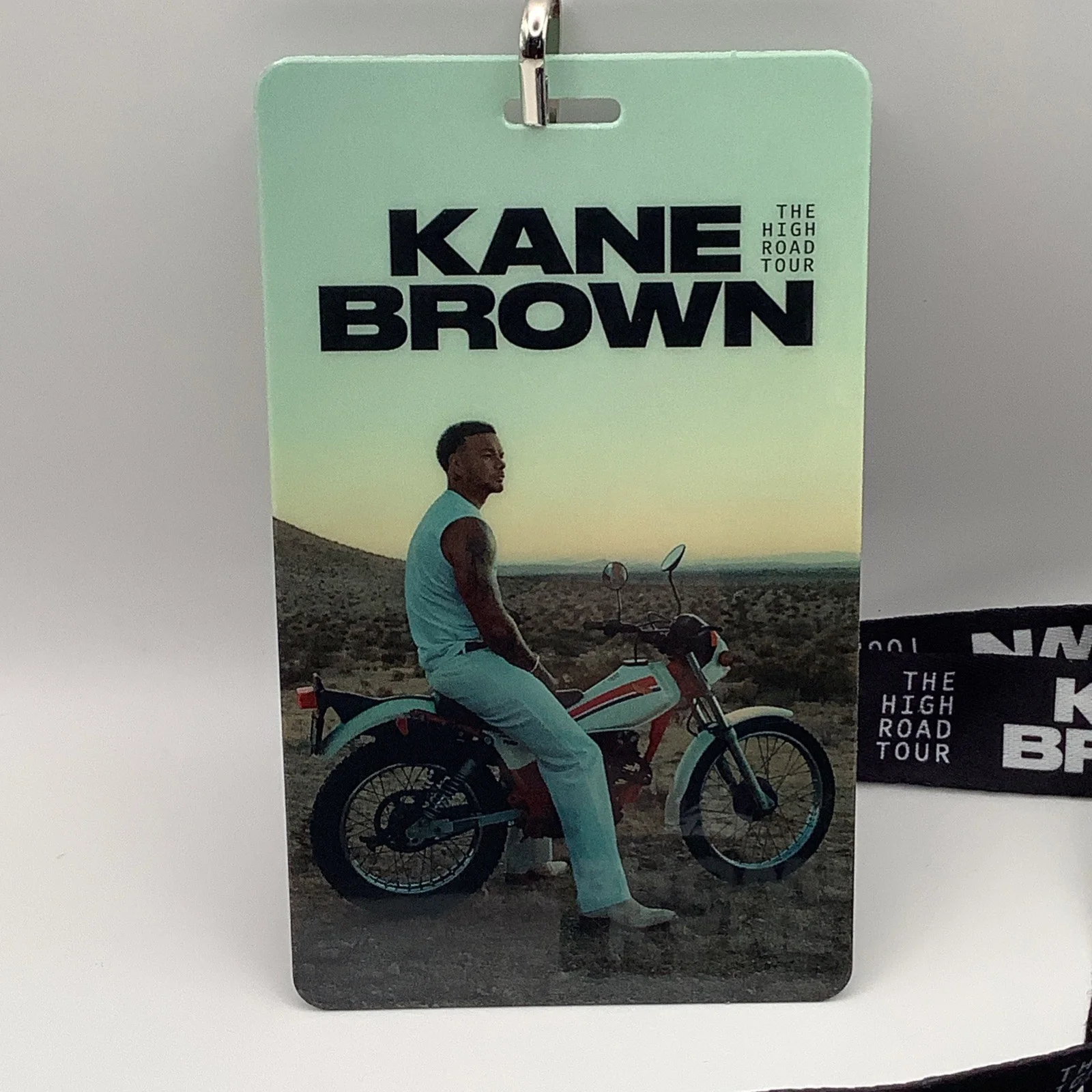 Kane Brown THE HIGH ROAD TOUR VIP Pass With Lanyard, изображение 2