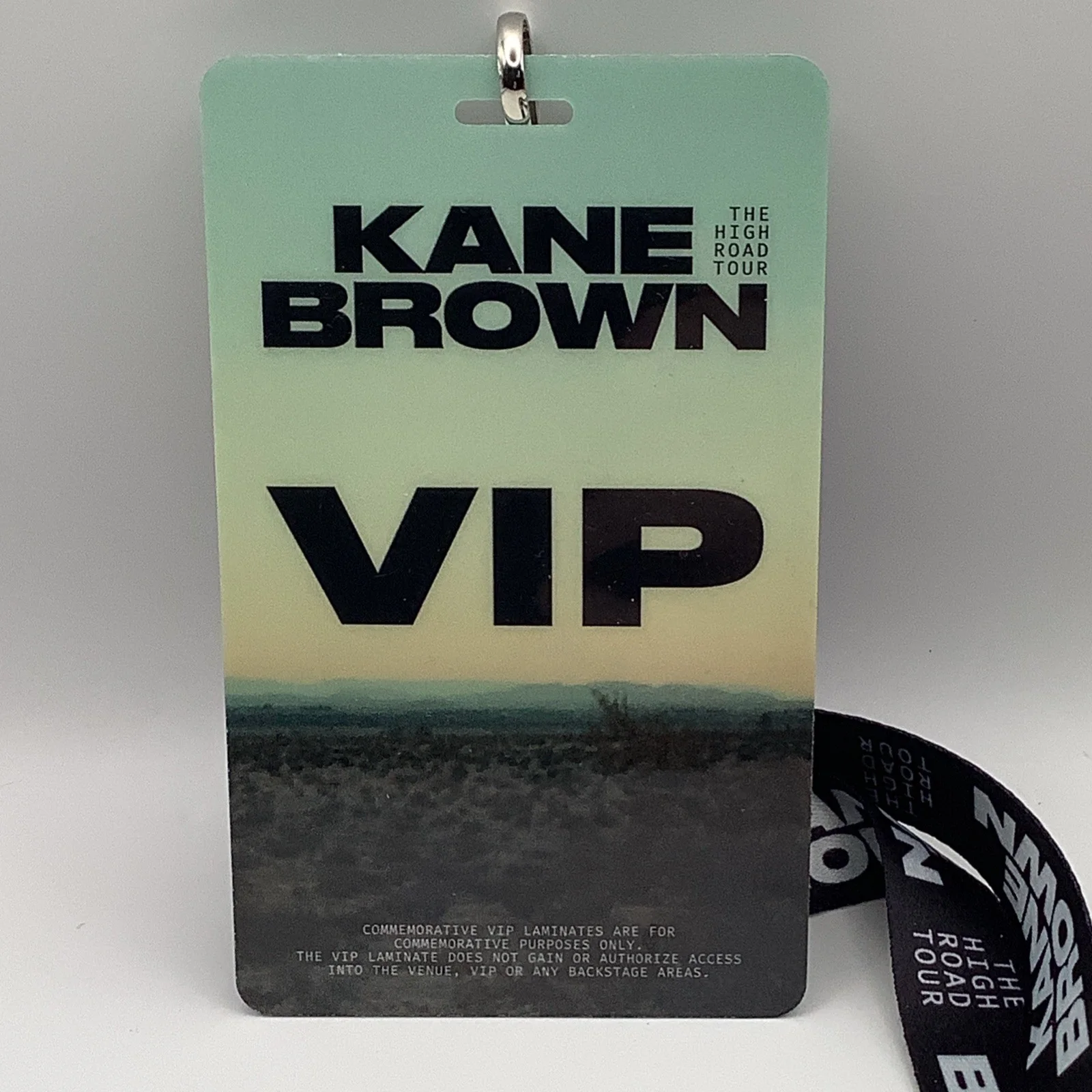 Kane Brown THE HIGH ROAD TOUR VIP Pass With Lanyard, изображение 3