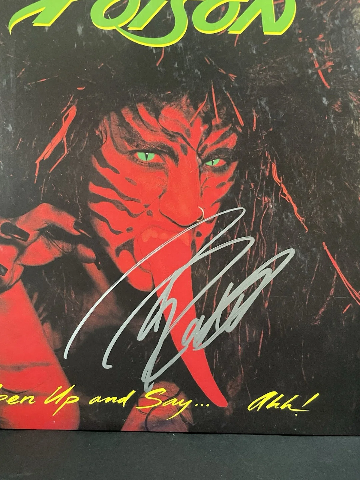 Poison Rikki Rockett Signed Open Up And Say Ah Vinyl Record LP, изображение 2