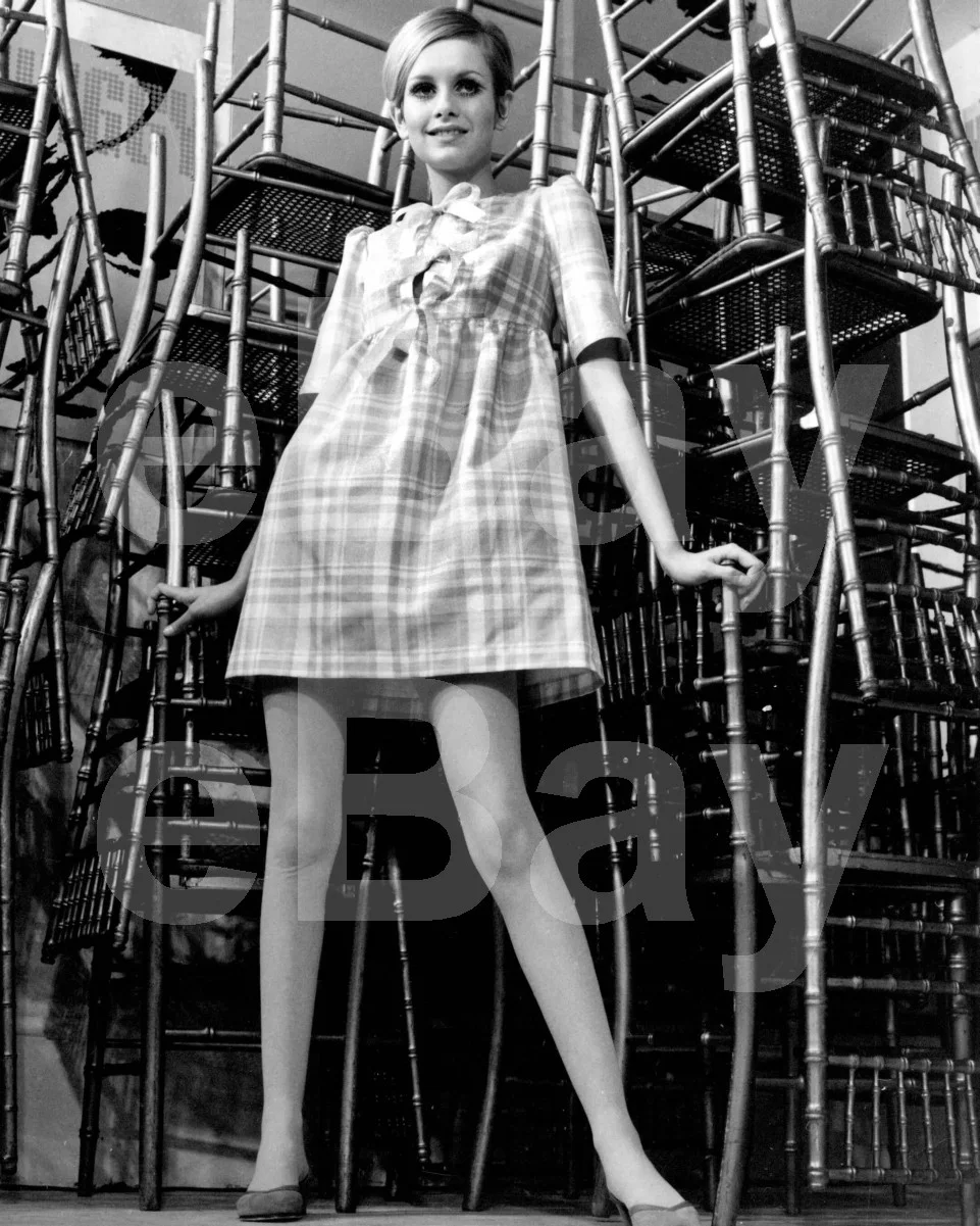 Twiggy 16x12 Photo Poster Print, image 4